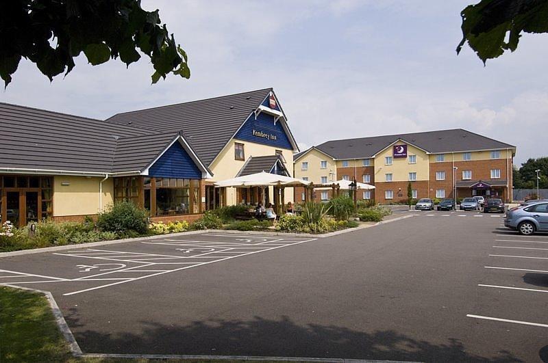 Premier Inn Swindon Central Eksteriør bilde