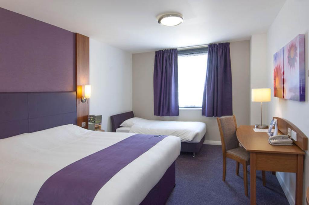 Premier Inn Swindon Central Rom bilde
