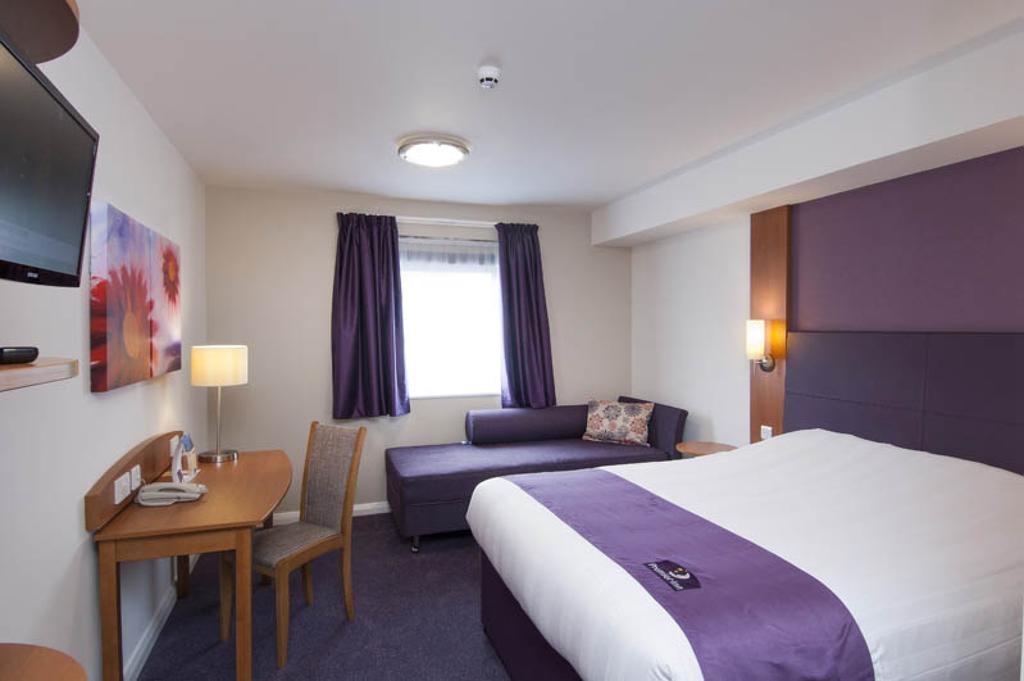 Premier Inn Swindon Central Rom bilde